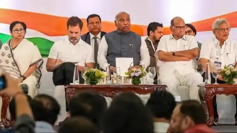 लोकसभा की सभी 543 सीटों का सर्वे, INDIA गठबंधन की चिंता बढ़ा देगा ये प्रेडिक्शन NewsTak