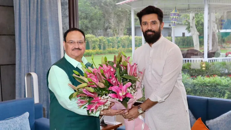बिहार में NDA का सीट शेयरिंग फॉर्म्युला तैयार! चिराग को 4 सीटों का ऑफर, नीतीश को क्या मिला? NewsTak