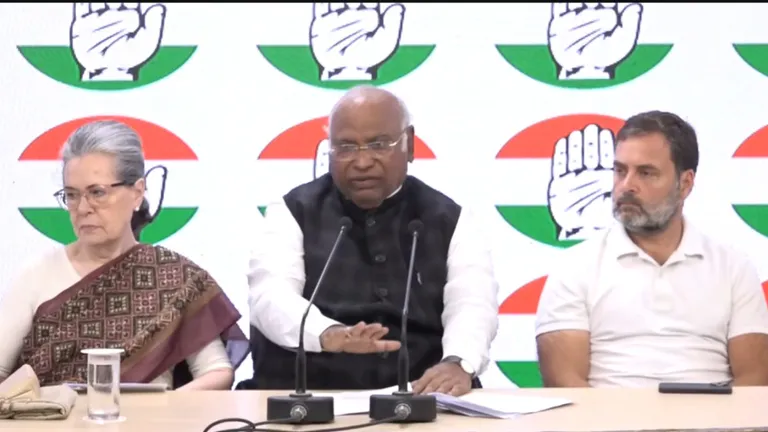 न चुनाव प्रचार का पैसा, न विज्ञापन देने का, फ्लाइट छोड़िए ट्रेन टिकट भी बुक नहीं करा पा रहे... क्या क्या बोले राहुल? NewsTak