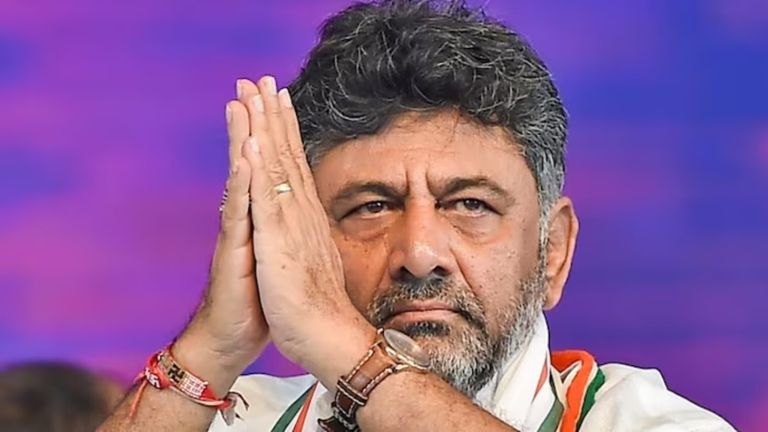 अब DK शिवकुमार उठाएंगे आंध्र में शर्मिला रेड्डी को जिताने का जिम्मा! नए मिशन की इनसाइड स्टोरी NewsTak