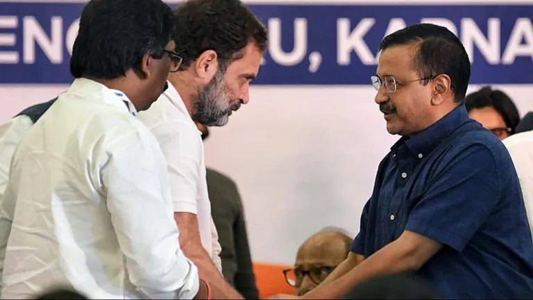 पंजाब में कांग्रेस और AAP के बीच खेल में फंस गई BJP! लेटेस्ट सर्वे में देखिए कैसा है हाल NewsTak