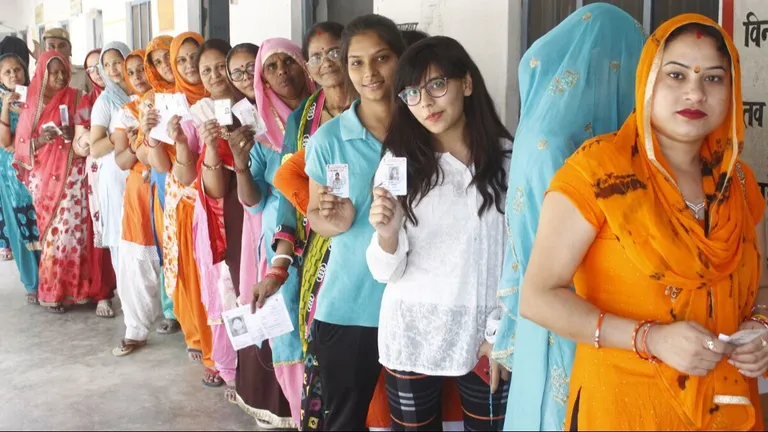 पहले चरण में 102 सीटों पर होगी वोटिंग, इन हॉट सीट पर कई दिग्गजों की किस्मत दांव पर! NewsTak