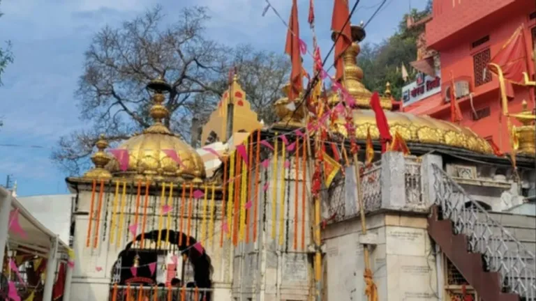 ज्वाला देवी मंदिर: ऐसा शक्तिपीठ जहां बिना तेल-बाती के हर समय जलती है ज्योति NewsTak