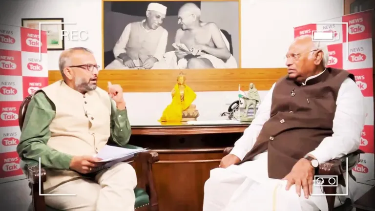 साक्षात्कार: क्या कांग्रेस मुस्लिमों को बांट देगी संपत्ति? Exclusive इंटरव्यू में देखिए मल्लिकार्जुन खड़गे क्या बोले NewsTak