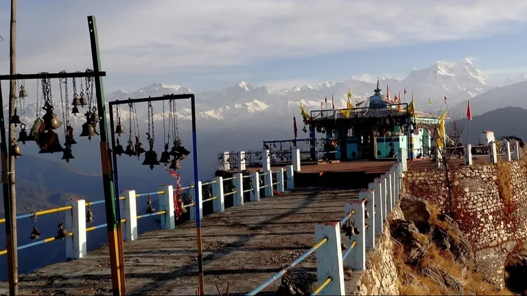 कार्तिक स्वामी नाम से मशहूर है यह मंदिर, दर्शन करने दूर-दूर से आते हैं भक्त NewsTak