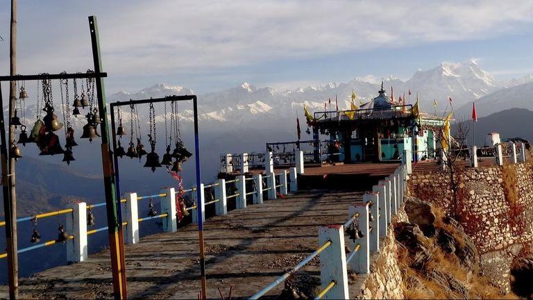 कार्तिक स्वामी नाम से मशहूर है यह मंदिर, दर्शन करने दूर-दूर से आते हैं भक्त NewsTak