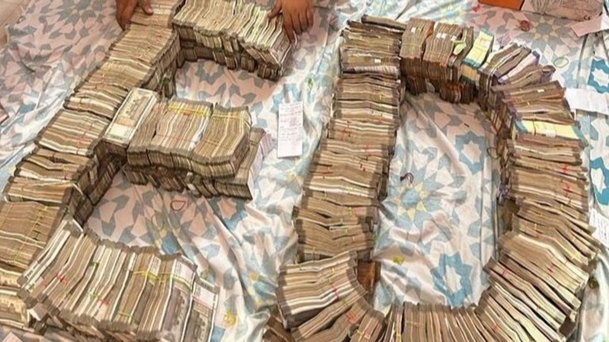 छापेमारी में जब्त पैसों का क्या करती है ED? पैसों पर किसका होता है अधिकार? जानिए पूरा प्रोसेस NewsTak