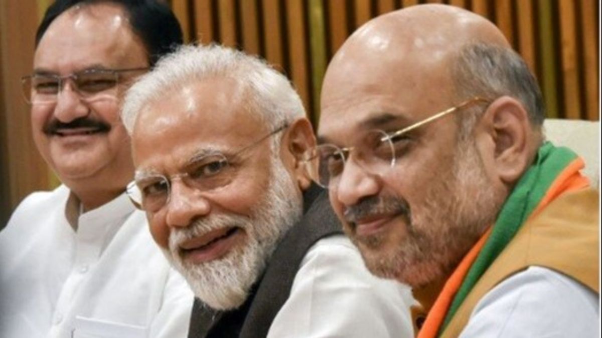 चुनाव लड़ रहे BJP के 435 उम्मीदवारों में 106 पैराशूट कैंडिडेट! UP में उतरे सबसे ज्यादा दलबदलू NewsTak