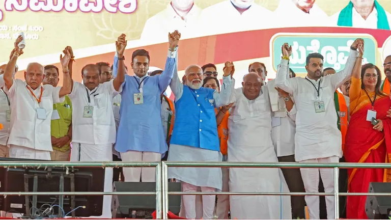 Karnataka Exit Poll: कर्नाटक के एग्जिट पोल में INDIA पर NDA भारी, जानिए सीटों का पूरा आंकड़ा NewsTak