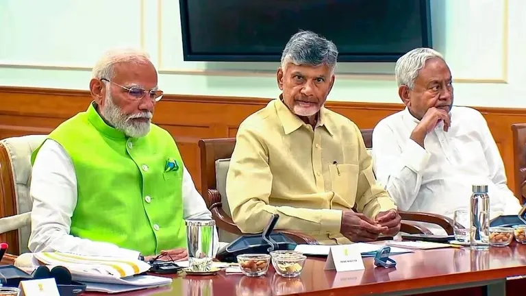 INDIA की सलाह मानकर नायडू-नीतीश स्पीकर पद रखेंगे अपने पास? जानिए किसका नाम रेस में आगे NewsTak