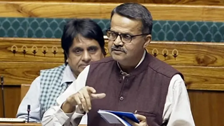 भर्तृहरि महताब को बनाया गया लोकसभा का प्रोटेम स्पीकर, जानिए कौन हैं ये और क्या होता है प्रोटेम स्पीकर? NewsTak