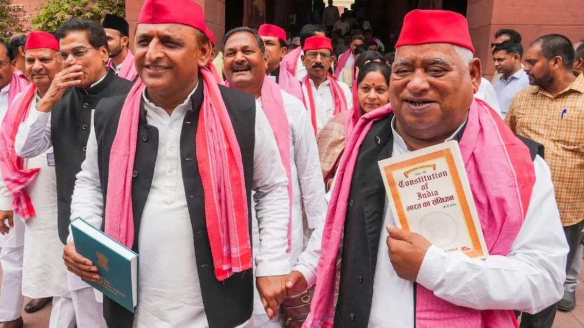 Lok Sabha News: डिप्टी स्पीकर तो नहीं लेकिन लोकसभा के संचालन पैनल के सदस्य बने अवधेश प्रसाद, जानिए क्या होता है ये? NewsTak