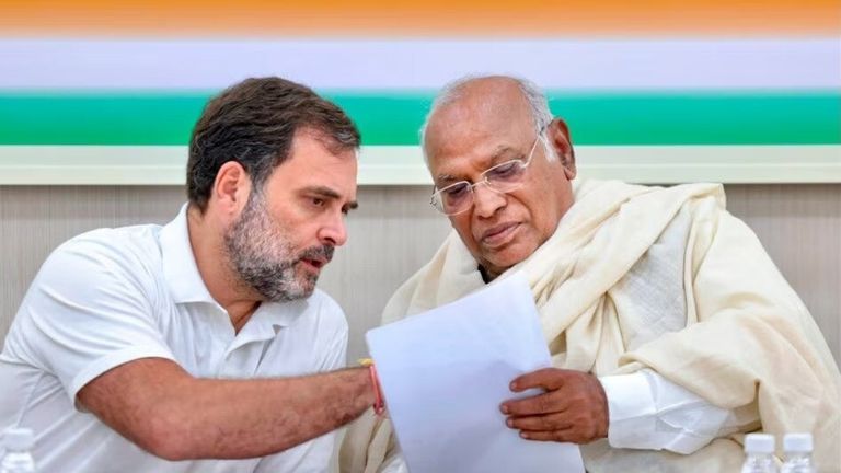 लोकसभा में राहुल गांधी ने दिखाए तेवर तो अब राज्यसभा के लिए कांग्रेस ने तैयार किया ये प्लान NewsTak