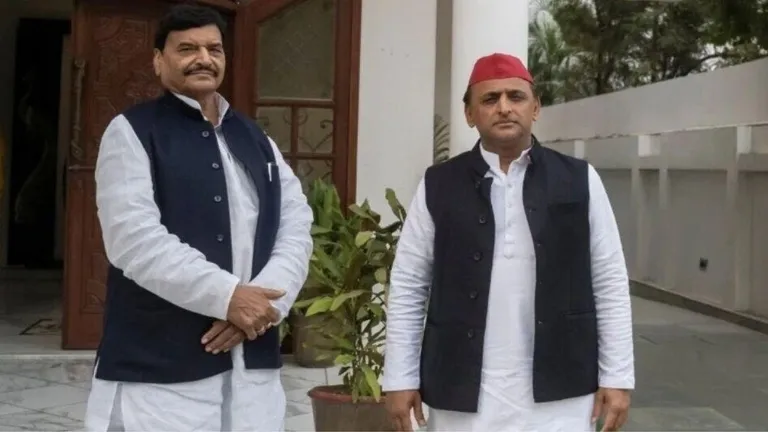 अखिलेश यादव को फिर झटका देंगे शिवपाल, 40 MLA और 18 सांसदों के साथ होंगे BJP में शामिल? जानिए सच NewsTak