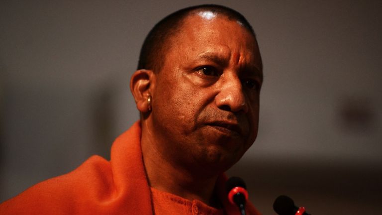 बदल जाएगा यूपी का सीएम, योगी की कुर्सी पर मंडरा रहा खतरा? जानिए वरिष्ठ पत्रकारों ने क्या कहा NewsTak