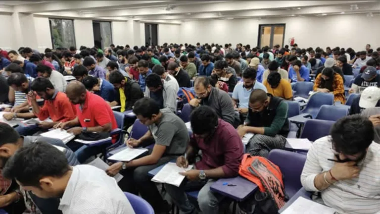 क्या है लेटरल एंट्री और क्यों विपक्ष इसका कर रही है विरोध? सब समझिए NewsTak