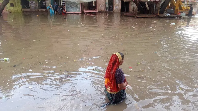 Rajasthan weather update: भारी बारिश से जोधपुर-उदयपुर में बाढ़ के हालात, कब तक होगी राजस्थान में बारिश? IMD का बड़ा अपडेट NewsTak
