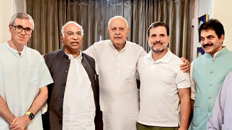 J&K में आज हो रही पहले फेज की वोटिंग के बीच जानिए कांग्रेस-INDIA और बीजेपी का क्या है हाल? NewsTak