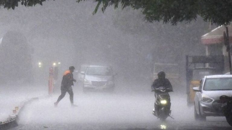 Rajasthan Weather update: विदा हुआ मानसून फिर भी थमी नहीं बारिश, इन जिलों के लिए IMD का अलर्ट NewsTak