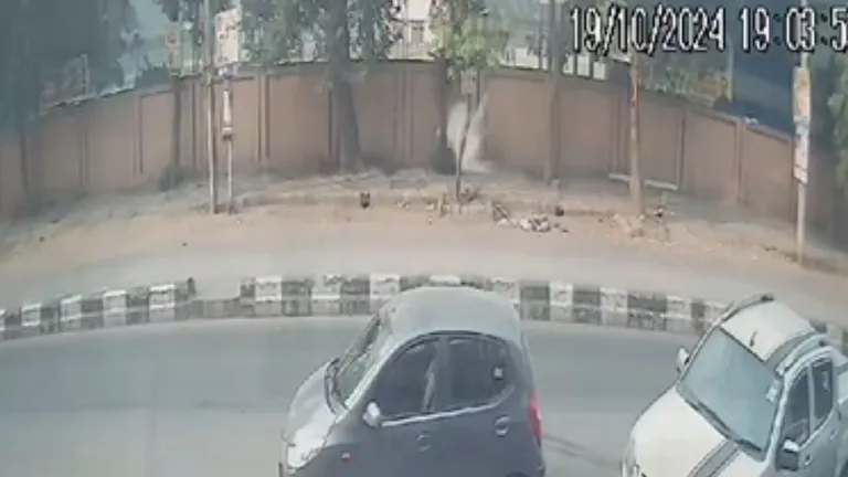 दिल्ली: रोहिणी में हुआ धमाका, 2 कि.मी दूर तक सुनी गई धमक, मौके से नहीं मिला कोई भी इलेक्ट्रॉनिक डिवाइस Rohini Blast