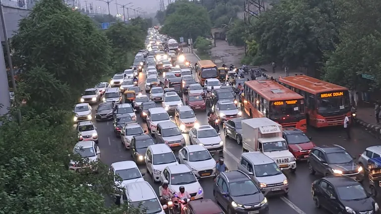 Delhi Congestion Tax: दिल्ली के जाम में फंसे तो देना होगा टैक्स! जानिए इसकी पूरी डिटेल NewsTak