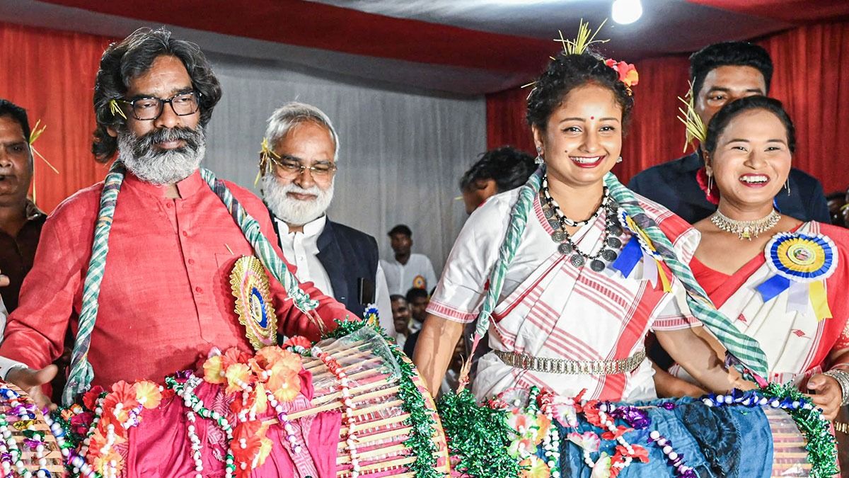 Jharkhand Elections2024: हेमंत-कल्पना सोरेन के नामांकन से बीजेपी परेशान! ऐसे सेट किया मास्टर प्लान NewsTak