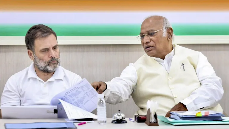 कांग्रेस ने महाराष्ट्र जीत के लिए बनाया ये प्लान, क्या लागू होगा डीके मॉड्यूल ? राहुल गांधी, मल्लिकार्जुन खड़गे
