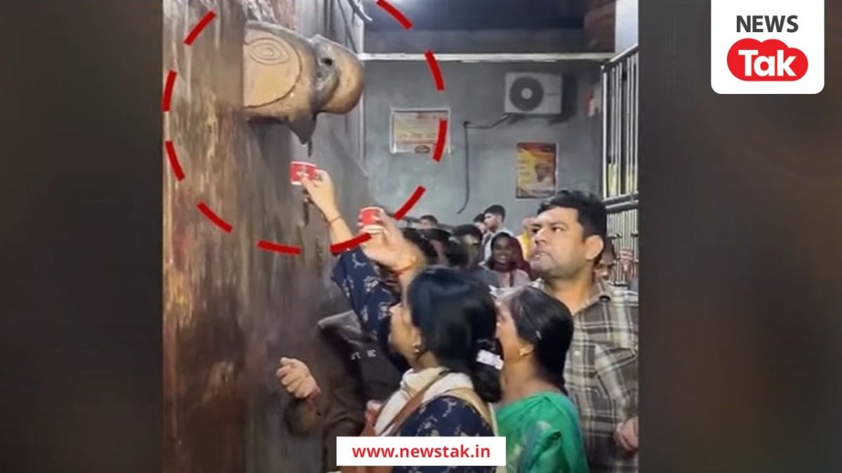 बांके बिहारी मंदिर में श्रद्धालुओं ने ये क्या कर दिया? जिसे चरणामृत समझकर पीने लगे वो कुछ और निकला, Video वायरल NewsTak