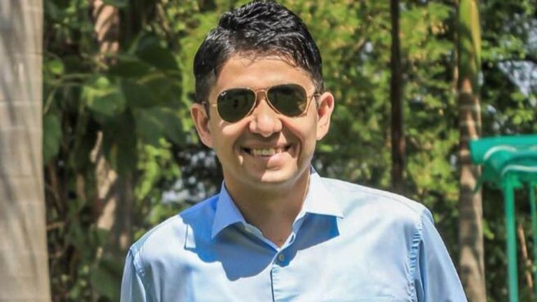 1 रुपए सैलरी लेने वाले IAS अमित कटारिया देश के अमीर अफसरों में शुमार, नेटवर्थ जानकर दंग रह जाएंगे अमित कटारिया