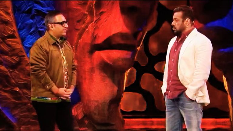 Bigg Boss 18: सलमान खान के सामने आए अशनीर ग्रोवर को क्यों बोलना पड़ा सॉरी? एक्टर ने सब कुछ साफ कर दिया सलमान खान के सामने आए अशनीर ग्रोवर.