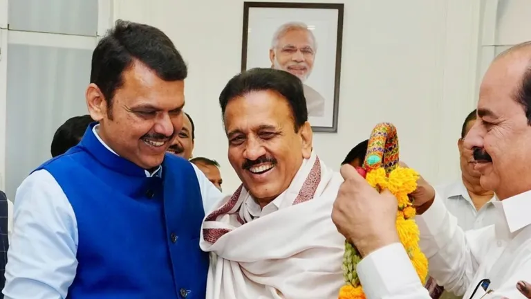 Breaking : महाराष्ट्र में देवेंद्र फडणवीस CM की रेस में टॉप पर, जल्द हो सकता है ऐलान NewsTak