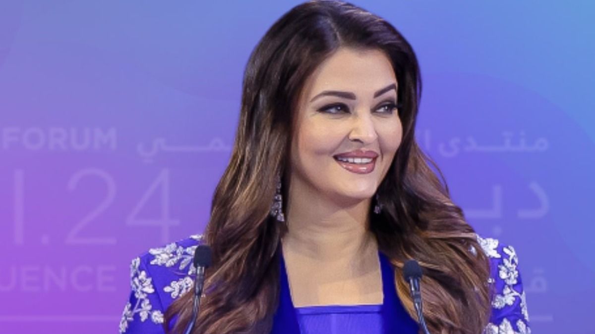 ऐश्वर्या राय ने नाम से हटा दिया सरनेम तो छिड़ी बहस.