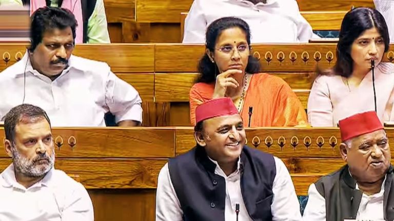 संसद में राहुल और अखिलेश से ऐसे दूर किए गए फैजाबाद अयोध्या सीट के सांसद अवधेश प्रसाद NewsTak