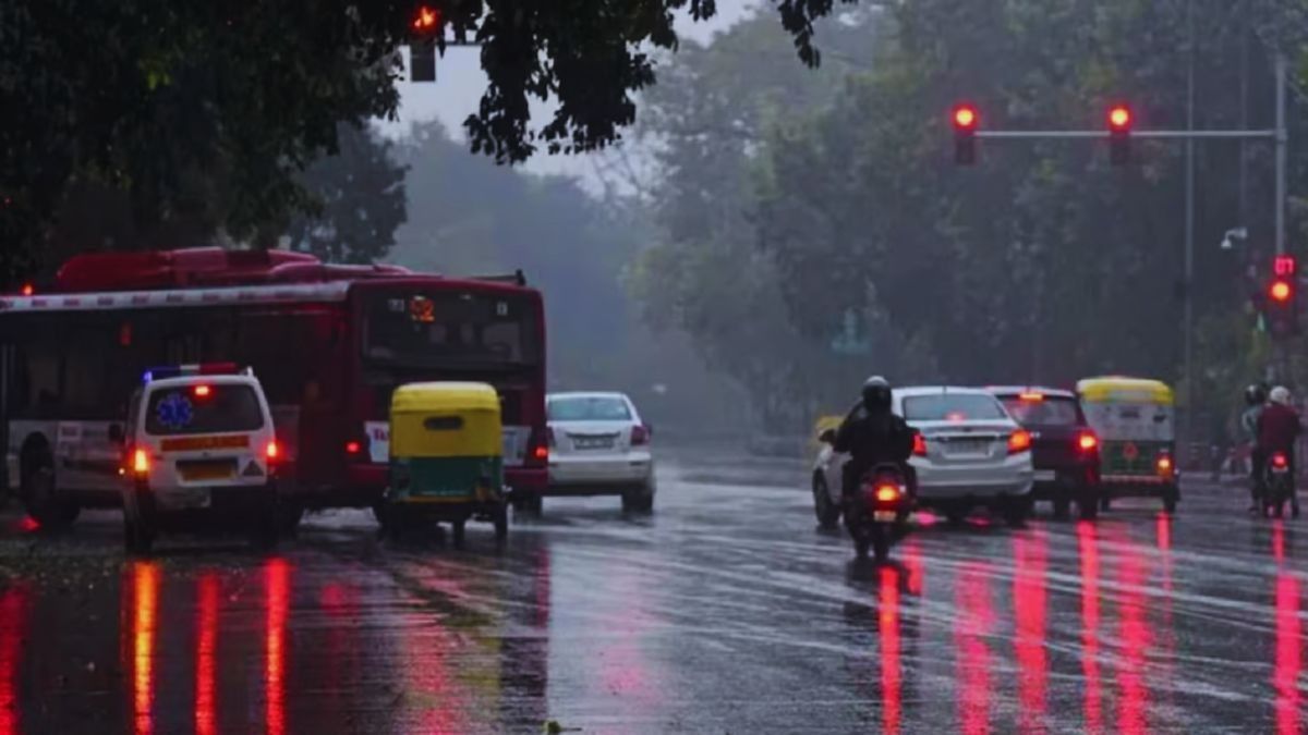 Weather Alert: दिल्ली-NCR समेत कई राज्यों में अगले 3 दिन बारिश का अलर्ट, नया वेदर सिस्टम बना NewsTak