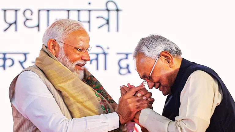 बिहार की पॉलिटिक्स क्या है? नीतीश से नहीं मिले PM मोदी तो लगने लगे 'फूट पड़ने' के कयास नीतीश कुमार से पीएम मोदी नहीं मिले तो लगने लगा कयास.