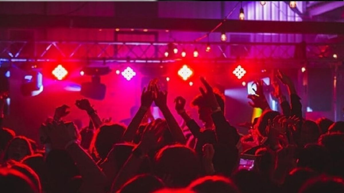 नए साल की रात कंडोम की बिक्री ने तोड़े रिकॉर्ड! अकेले Blinkit ने बेच दिए इतने पैकेट्स प्रतीकात्मक तस्वीर