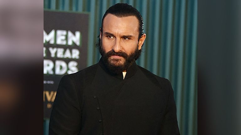 सैफ अली खान के घर पर रात 2 बजे कौन घुसा, किसने किया हमला? CCTV वीडियो में बड़ा खुलासा NewsTak