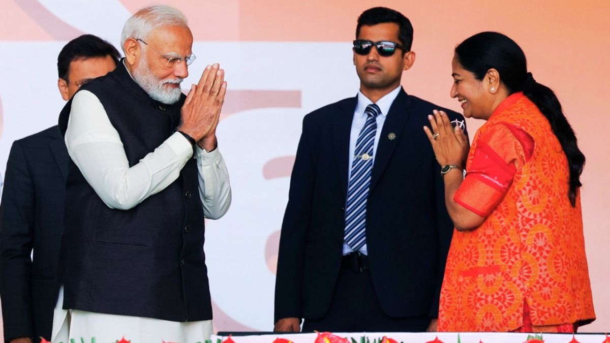 दिल्ली में महिला सम्मान योजना के सवाल पर नाराज हो गईं सीएम रेखा गुप्ता. 