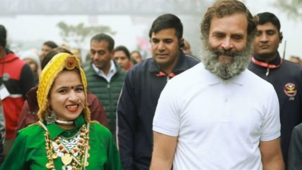 कांग्रेस की महिला नेता हिमानी की हत्या से मचा हड़कंप, पुलिस बोली- इसमें राजनीतिक एंगल नहीं कांग्रेस की महिला नेता हिमानी नरवाल की हत्या से हड़कंप मच गया है.