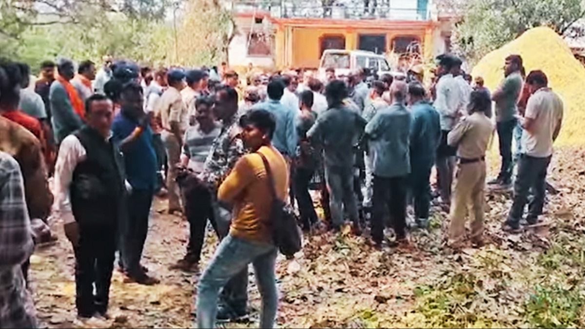 Mauganj Police Attack: मऊगंज में ASI और ब्राह्मण युवक की हत्या पर CM मोहन यादव का बड़ा एक्शन एमपी के मऊगंज में हिंसा के बाद सीएम मोहन यादव की बड़ी कार्रवाई...