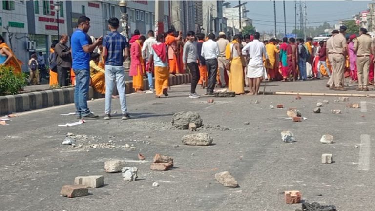 Kurukshetra: ऐसे शुरू हुआ था कुरुक्षेत्र में महायज्ञ के दौरान विवाद! फिर हुई फायरिंग और पत्थरबाजी, वजह आई सामने NewsTak