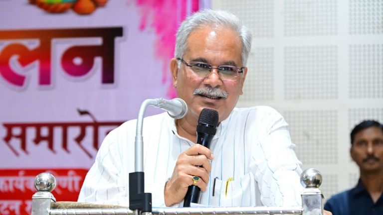 महादेव ऐप घोटाले में CBI की छापेमारी पर भड़के भूपेश बघेल, बीजेपी पर जमकर साधा निशाना NewsTak