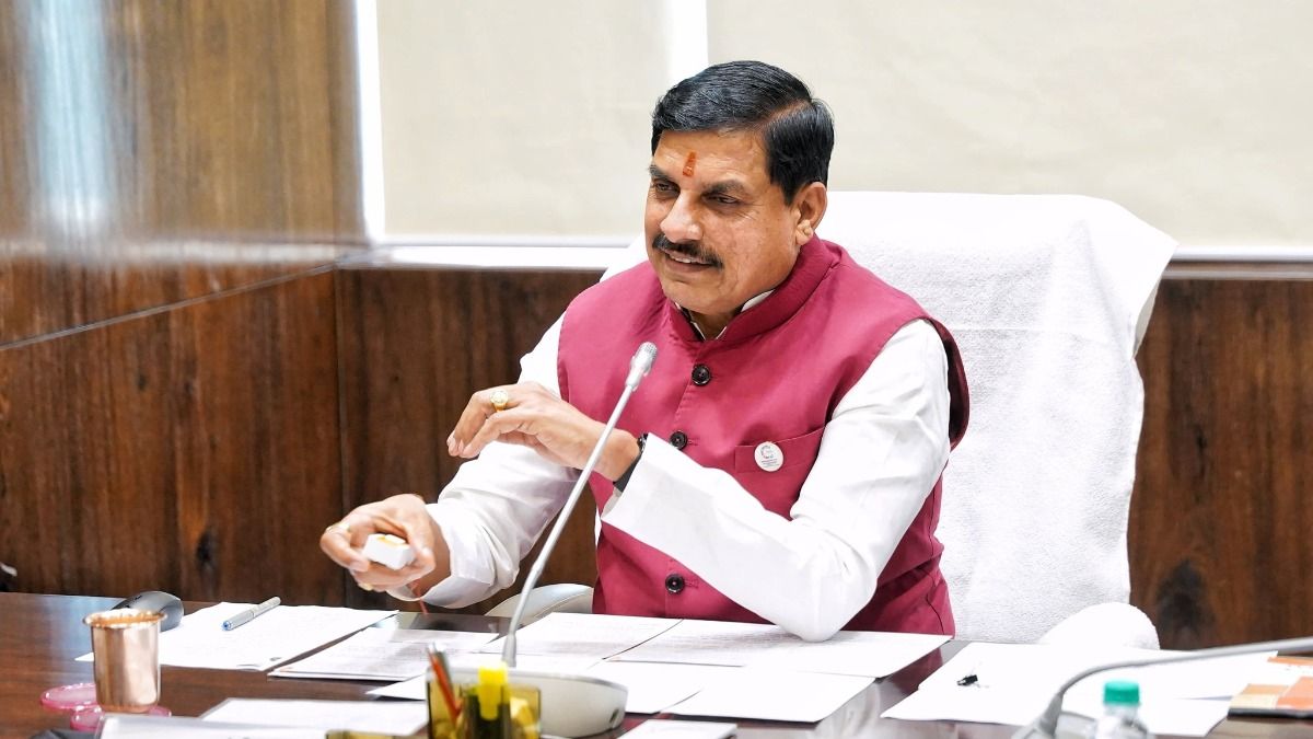 मध्य प्रदेश में कर्मचारियों की लंबी प्रतीक्षा खत्म, CM मोहन यादव ने दिया 4 लाख से अधिक को ये बड़ा तोहफा! मध्य प्रदेश के कर्मचारियों के लिए सीएम मोहन यादव ने बड़ी घोषणा की है.