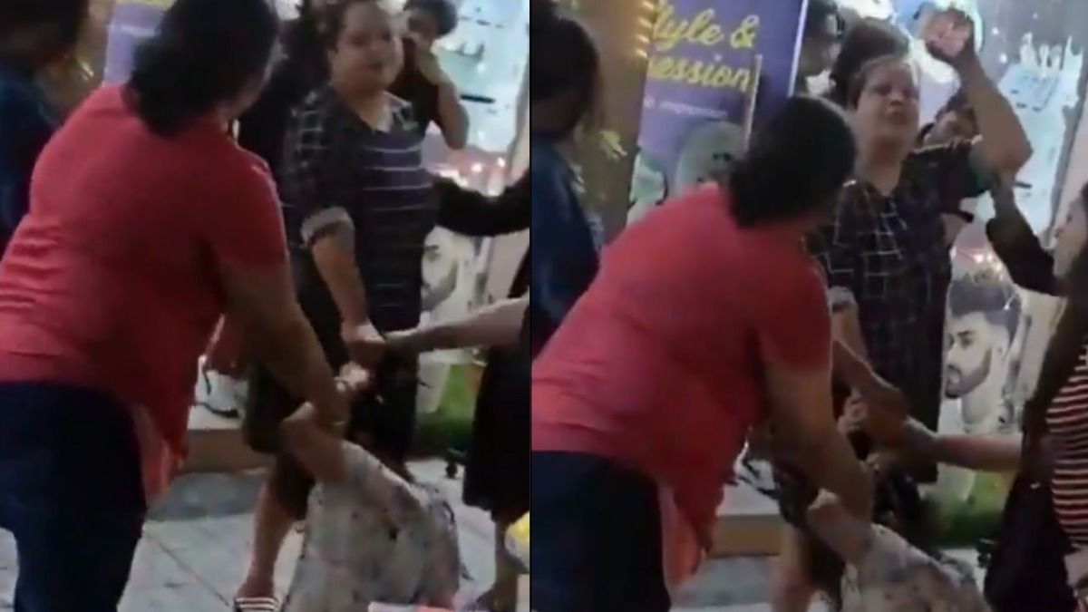 नोएडा: एक सोसायटी में दो महिलाएं भिड़ी, जंग ऐसी कि छुड़ाने में छूटे पसीने, Video वायरल Noida Viral News