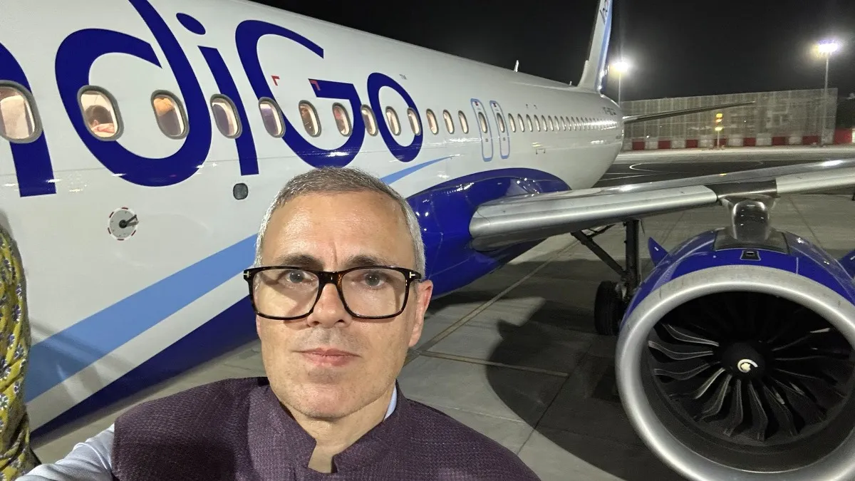  Omar Abdullah on Indigo flight 