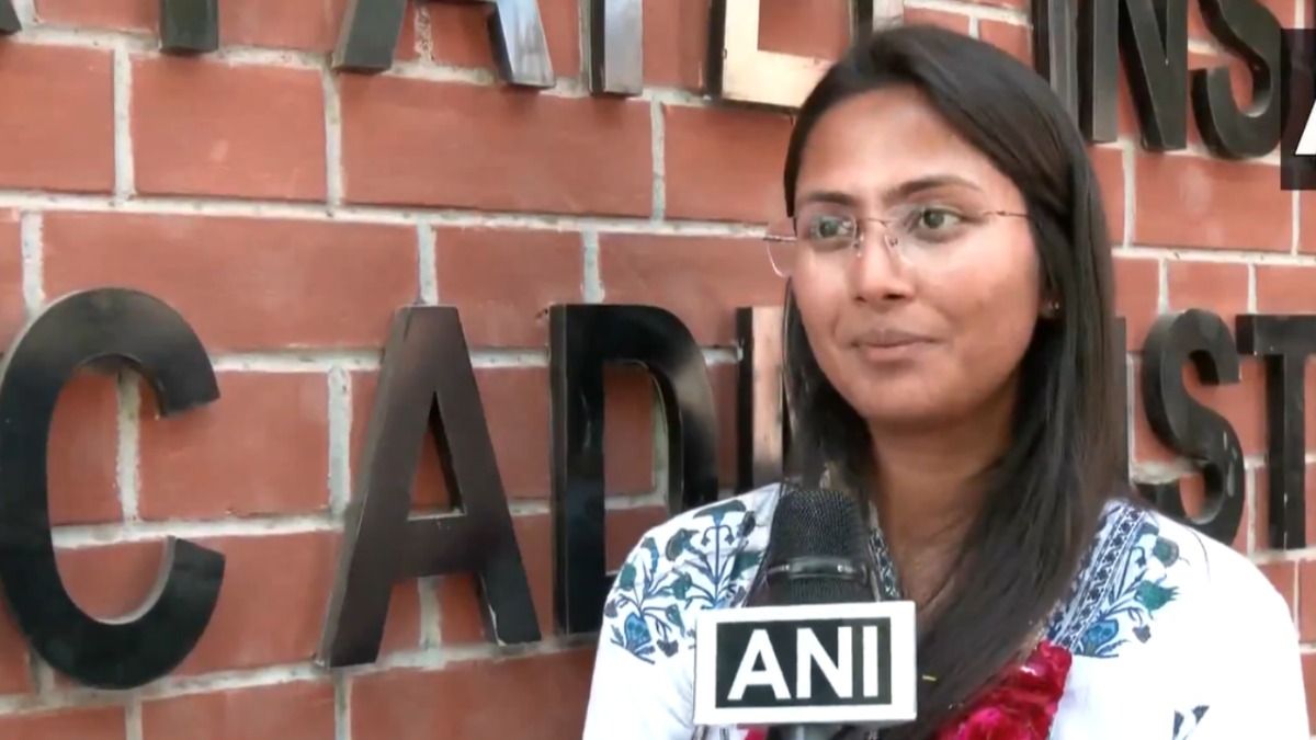 Exclusive Interview: UPSC की सेकेंड टॉपर बनने के बाद क्या बोलीं हर्षिता गोयल NewsTak