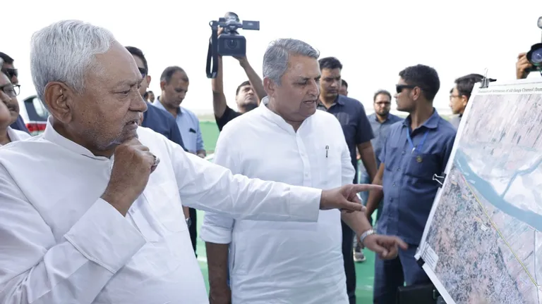 Bihar: पटना का गंगा तट बनेगा भव्य पर्यटन स्थल, 387 करोड़ की योजना शुरू NewsTak