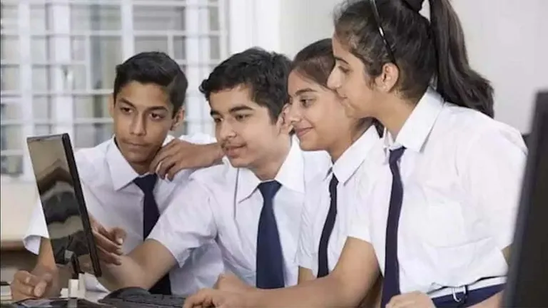 CISCE Result 2025 OUT: जारी हुआ CICSE बोर्ड के 10वीं और 12वीं के नतीजे, ऐसे फटाफट करें चेक और मार्कशीट करें डाउनलोड NewsTak