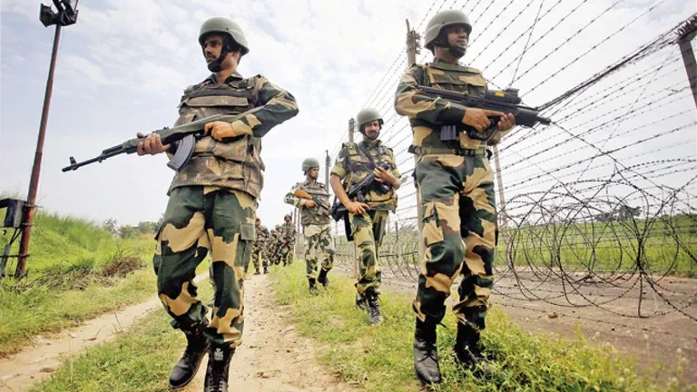राजस्थान बॉर्डर पर पकड़ा गया पाकिस्तानी रेंजर...BSF कर रही पूछताछ, अब तक क्या जानकारी मिली? NewsTak