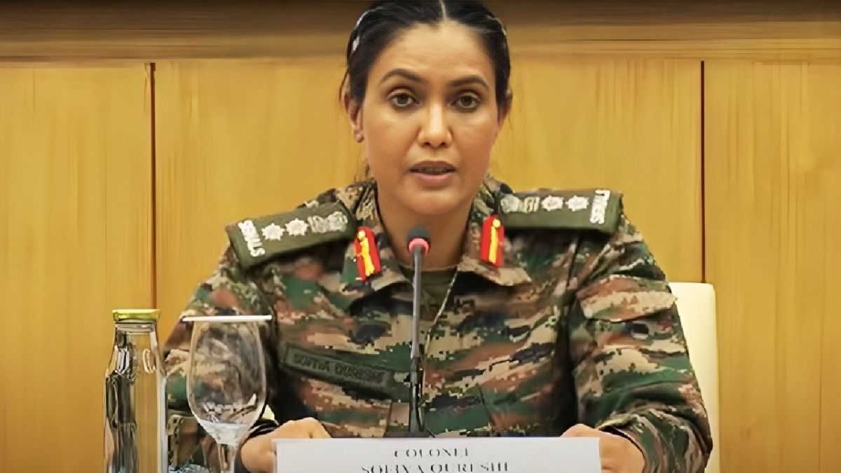 India Pakistan Clash: कर्नल सोफिया कुरैशी ने 9 मई की रात टेंशन की पूरी कहानी बताई, दिखाए Exclusive वीडियो NewsTak